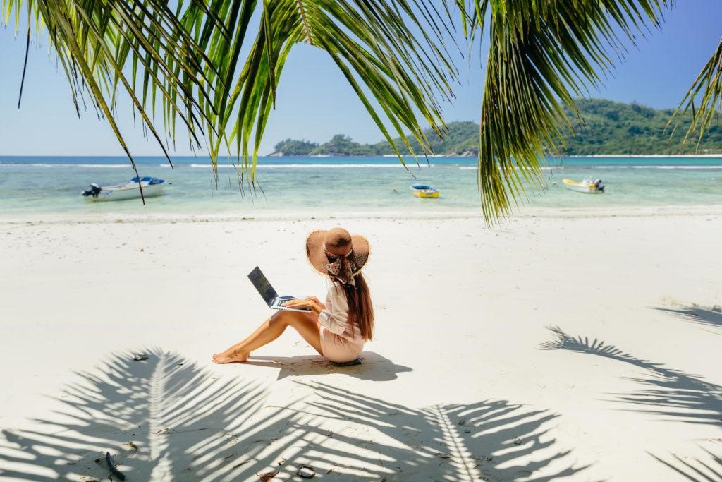 alternatives to studying abroad involve moving to a new location