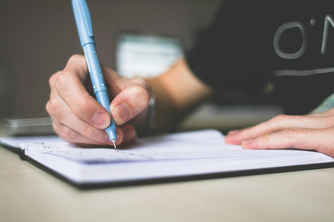 Essay Writing Tips for College Admissions
